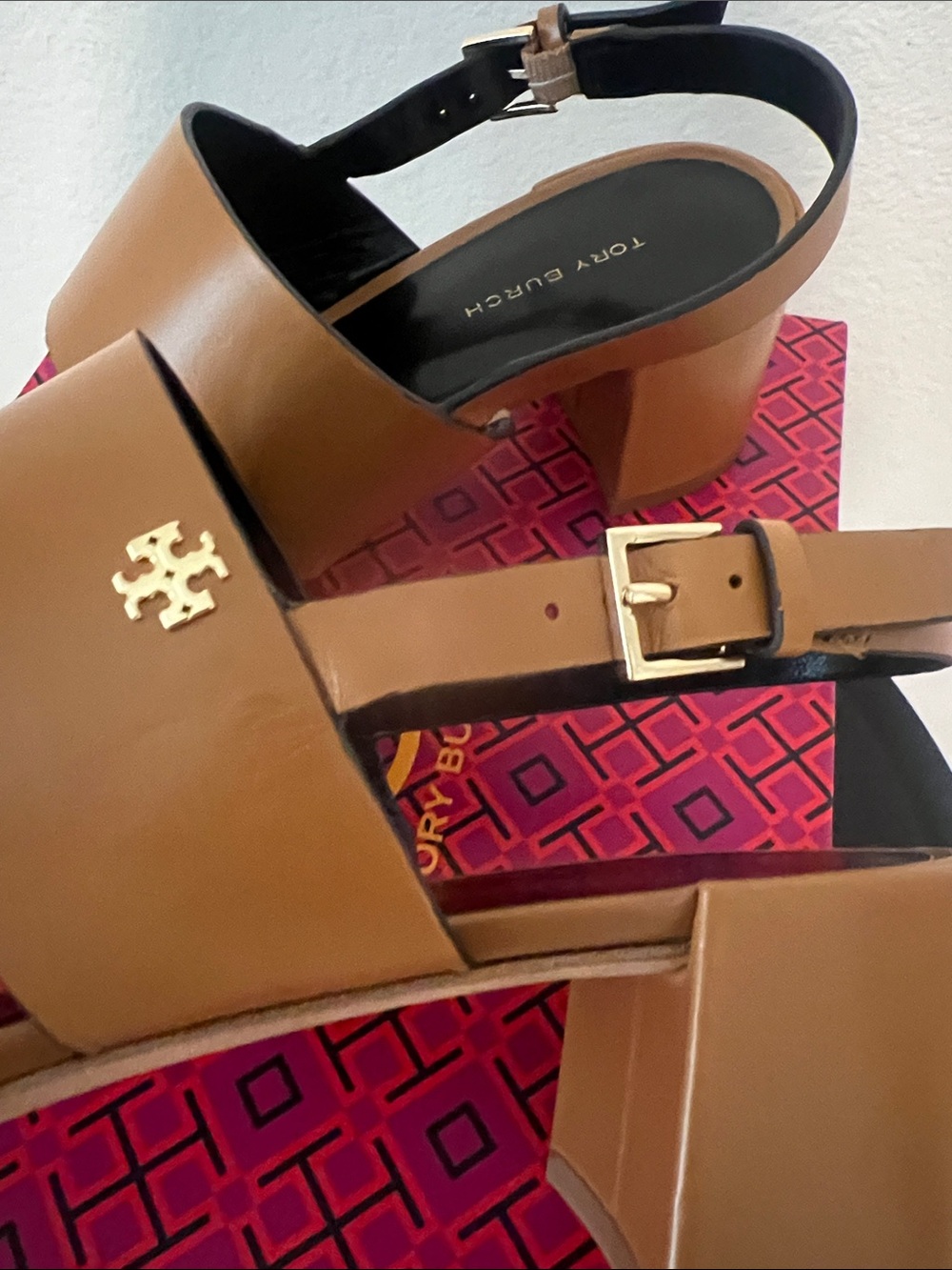 Tory Burch Double T Heel Sandals 50mm Caramel Corn/Perfect Black Size 9 NIB - Picture 11 of 11